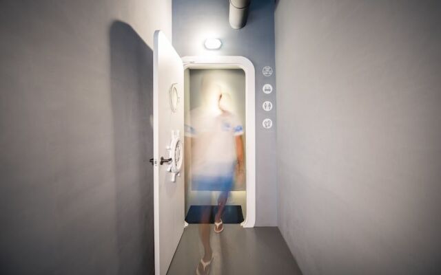 Zone17 diving station