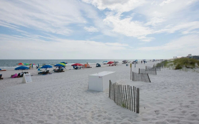 Sunrise Village by ALBVR