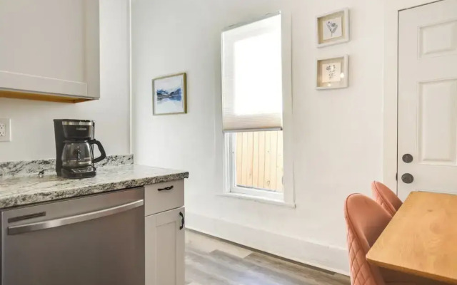Near UNM & ABQ Biopark: East Dtwn Studio