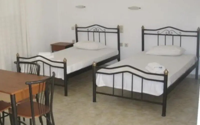 Sfinias Apartments