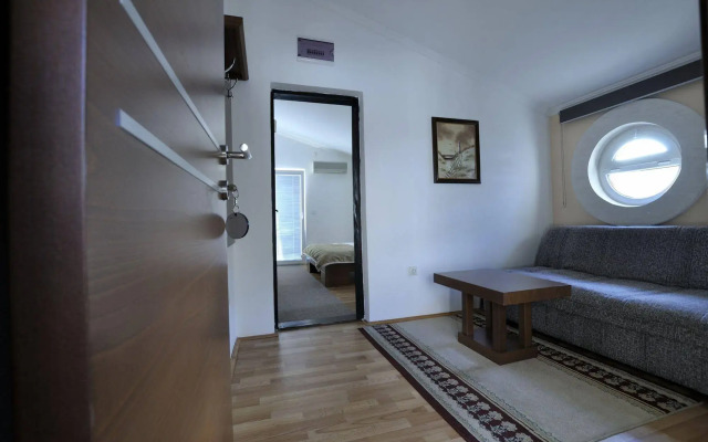 Hotel Djuric