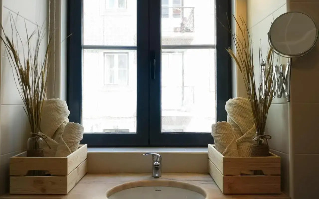 Alegria Center Apartments