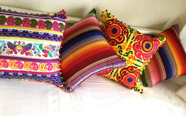 Guesthouse Ho Aloha - Hostel