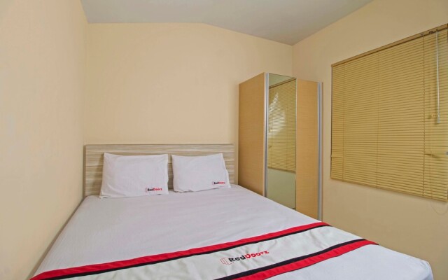 RedDoorz Plus @ Setiabudi Tengah