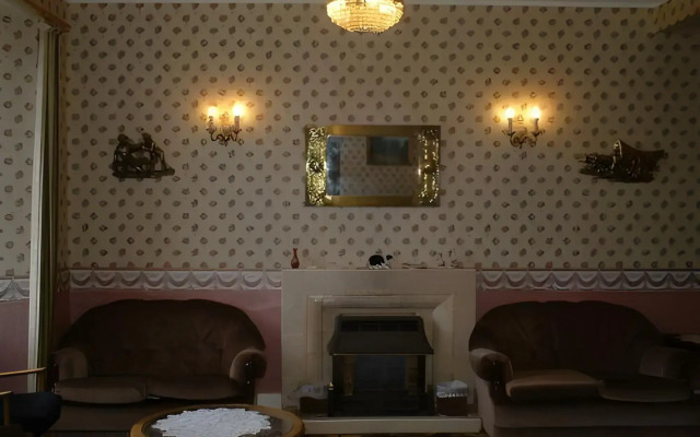 The Palace Hotel