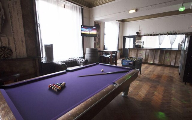 Party Palace Corner of Princes Street