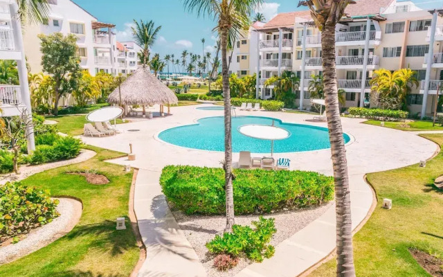 Beauty Pool Views Aparment With Private Beach O201