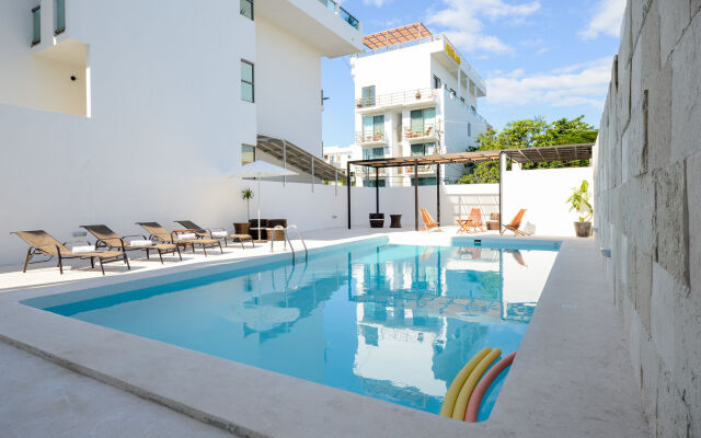 Coral Blue Beach Condo