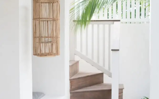 Conch Shell Harbour Island 5 Bedroom Home