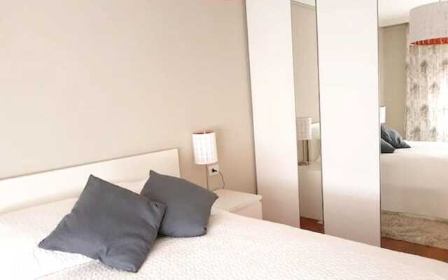 Apartment With 2 Bedrooms in Gijón, With Wifi