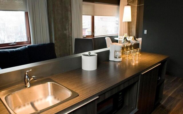 Hotel Zero 1