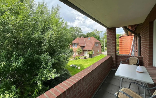 Coastal Comfort With Garden