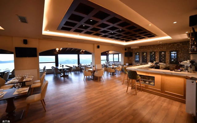 Nevros Hotel Resort & Spa