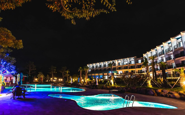 Hallim Resort
