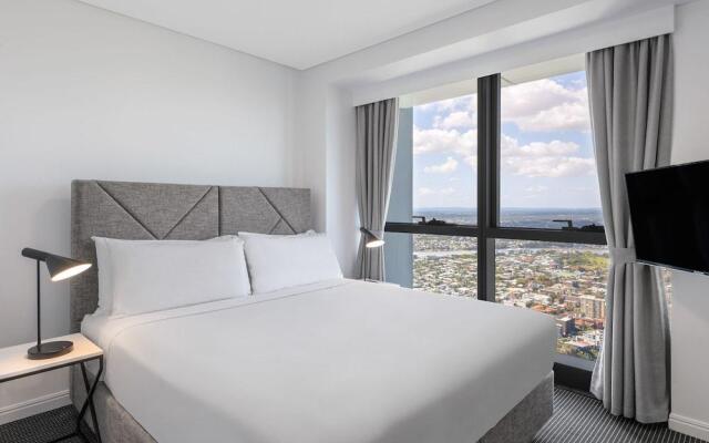 Meriton Suites Adelaide Street, Brisbane