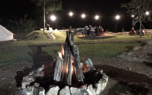 Ankroet Camp Da Lat