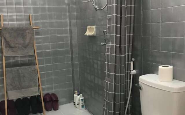 3 Bedroom Villa Din Daeng BKK