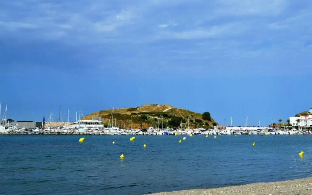 Port Mestral 4