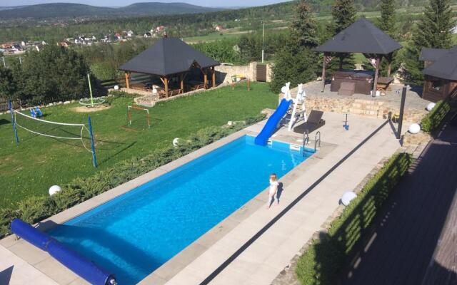 Apartamenty pod Łysicą