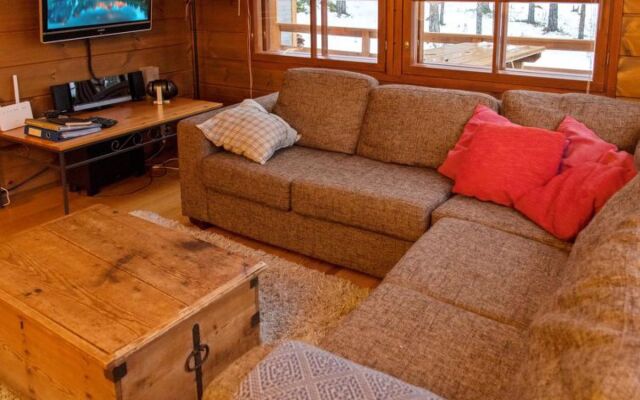 Holiday Home Kivalonmaa a