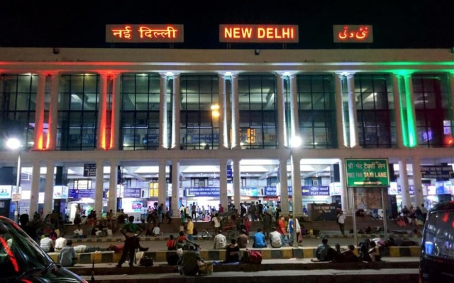 Hotel Delhi 55 New Delhi railway station