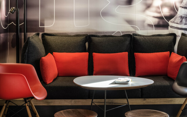 ibis Paris Défense Courbevoie