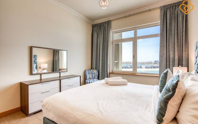 Shoreline #4 Jash Falqua