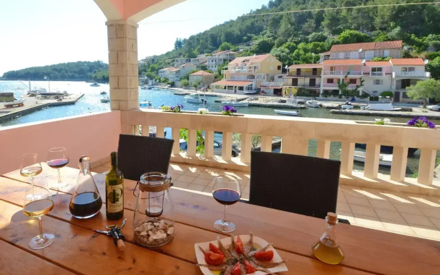 Apartment Jakov Grscica