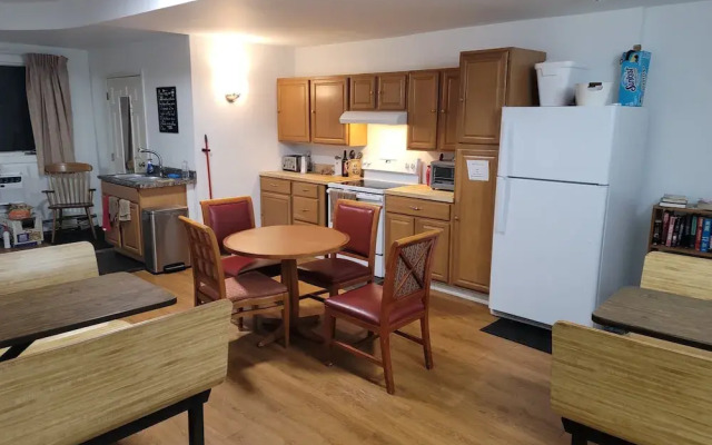 West Bethel Motel