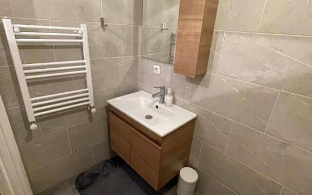 Duplex with terrace in center,5mn walk to Istiklal