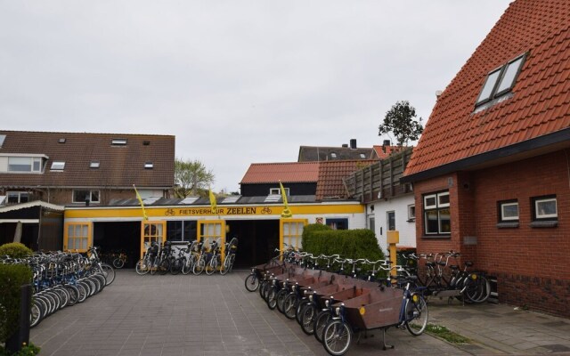 Dune Villa with Sauna on Island of Vlieland near Woods & Sea