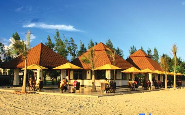 Romantic Coast Resort Maoming