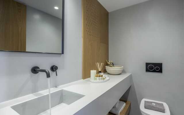 Ariadne Suites