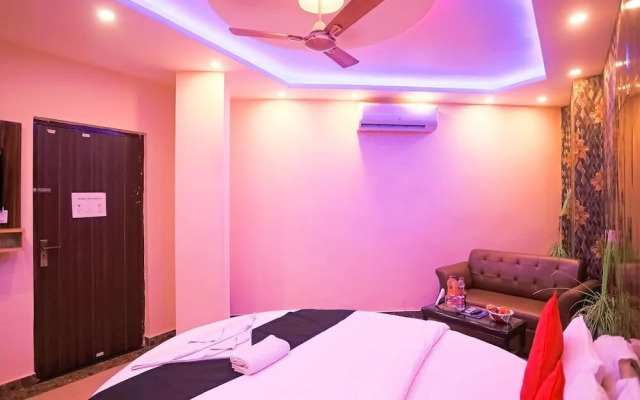 Capital O 47820 Luxury Stay