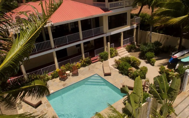Villa Mission Bay in Belize City