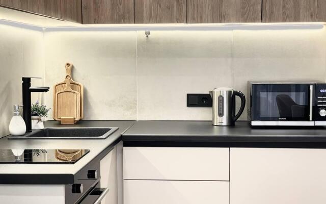 Yousinn (Юсинн) на проспекте Красный