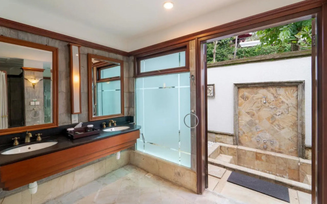 Indra Maya Pool Villas