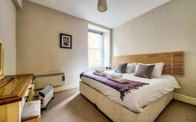 JOIVY Amazing Location! - Lovely Rose St Apt in New Town