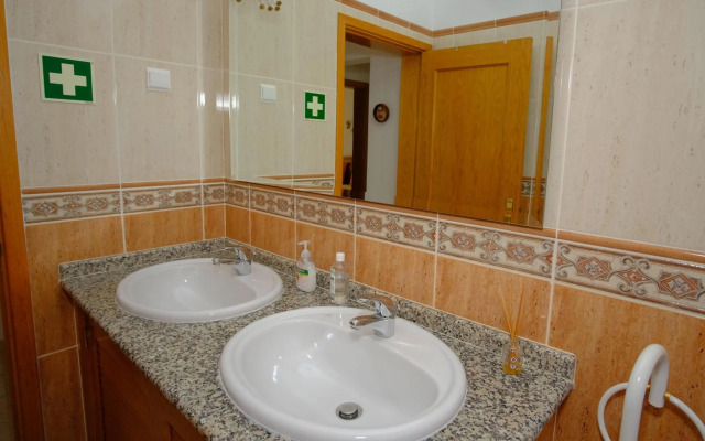 Apartamento T2 em condomínio fechado.