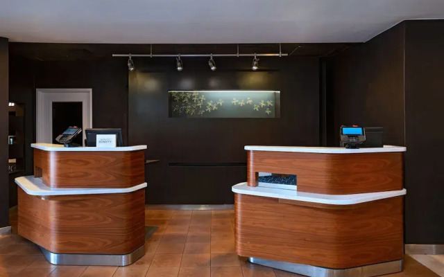 Courtyard by Marriott Austin The Domain Area