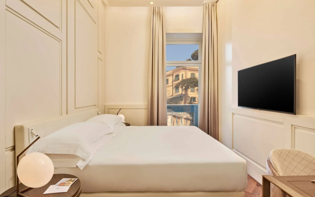 De Bonart Naples, Curio Collection by Hilton