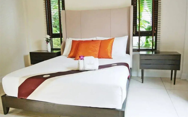 Phuket Ratchamaka Pool Villa