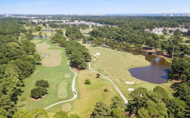 Magnolia Pointe 4809-102 2 Bedroom Condo