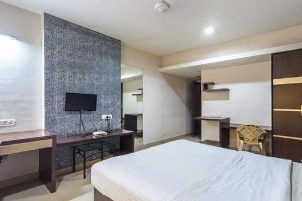 Naveen Regency