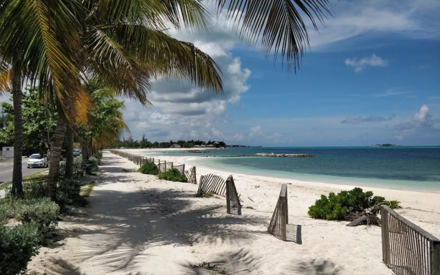 Art Retreat Bahamas