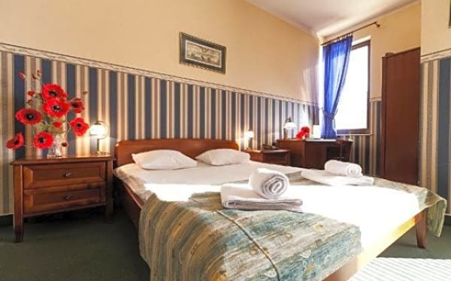 Sieć Hoteli Fort Warszawa