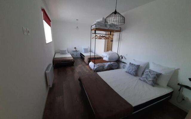 gite des mariés à 7mn du puy du F0U