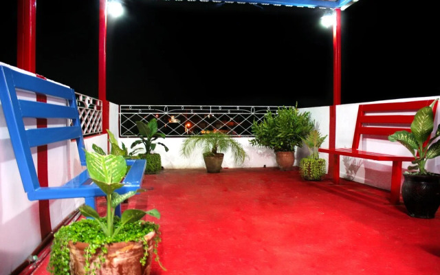 Central Room Terrace-Balcony