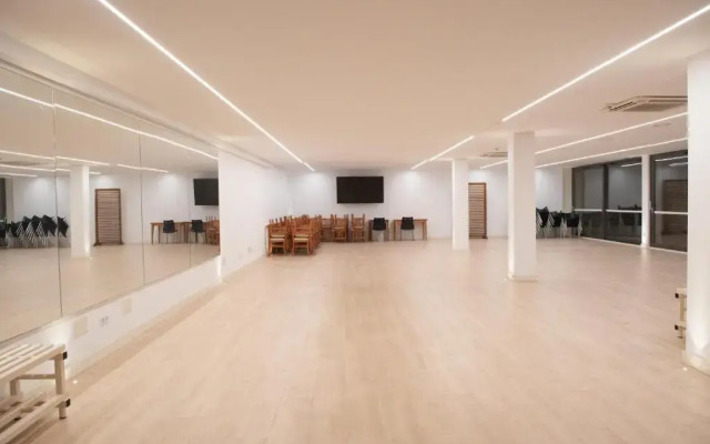 Aparthotel Ciudad Laurel