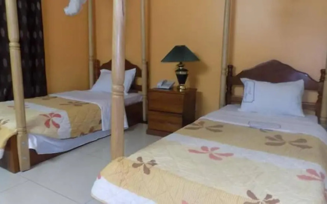 Kayegi Hotel